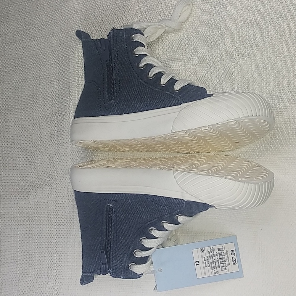 Cat & Jack Shiloh High-Tops - Picture 2 of 9